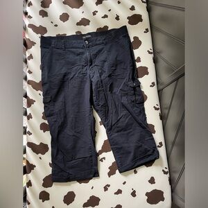 Women’s Cargo Capris